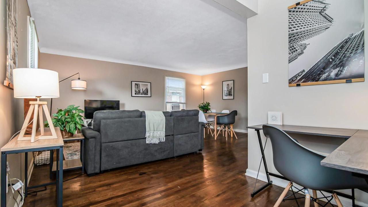 Holiday home Pleasant Family In Near Downtown *